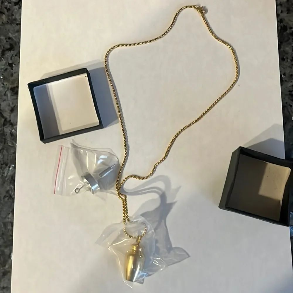 Beautiful Cremation Urn Necklace